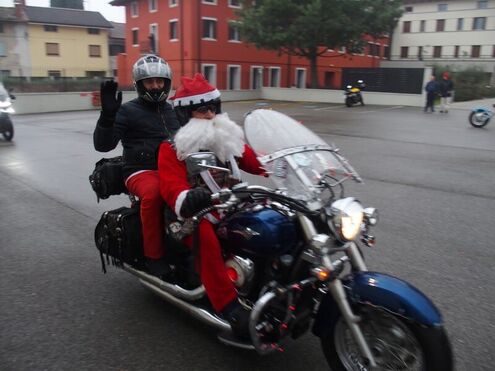 22 dicembre – Babbo Natale Bikers